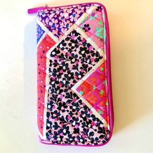 Vera Bradley Wallet Modern Medley Patchwork Retired Pattern